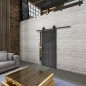 Glasschiebetür BARN-LINE Loft Schwarzeisen Genietet 19 Auf Grauglas Glasschiebetür BARN-LINE Loft Schwarzeisen Genietet 19 Auf Grauglas
